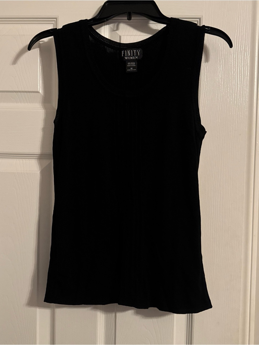 Finity Black Ribbed Scoop Tank